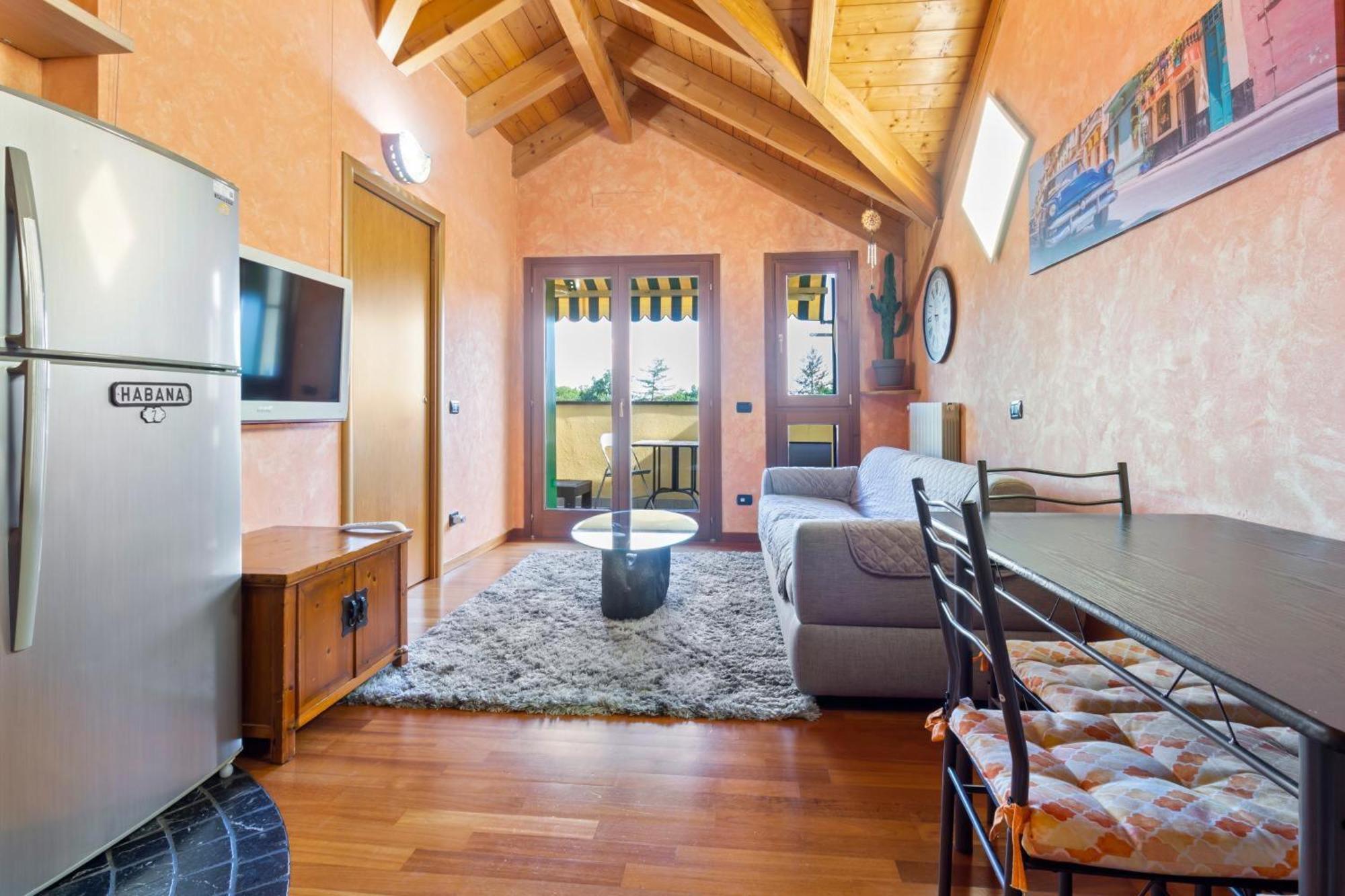 Lovely Orange House Viggiu Екстер'єр фото
