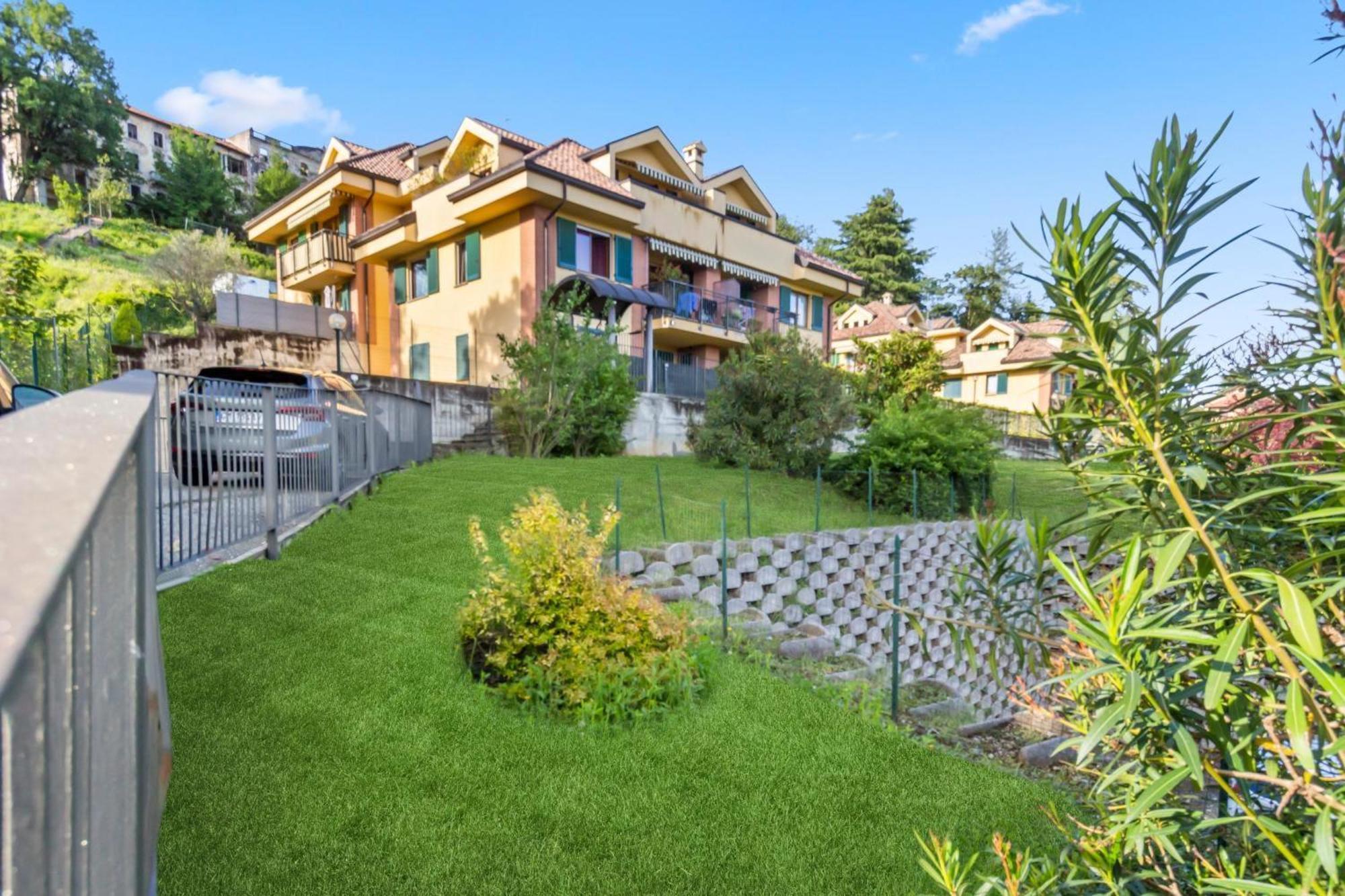 Lovely Orange House Viggiu Екстер'єр фото